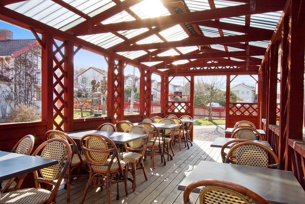 Hotell Mikaelsgarden Воргорда Экстерьер фото
